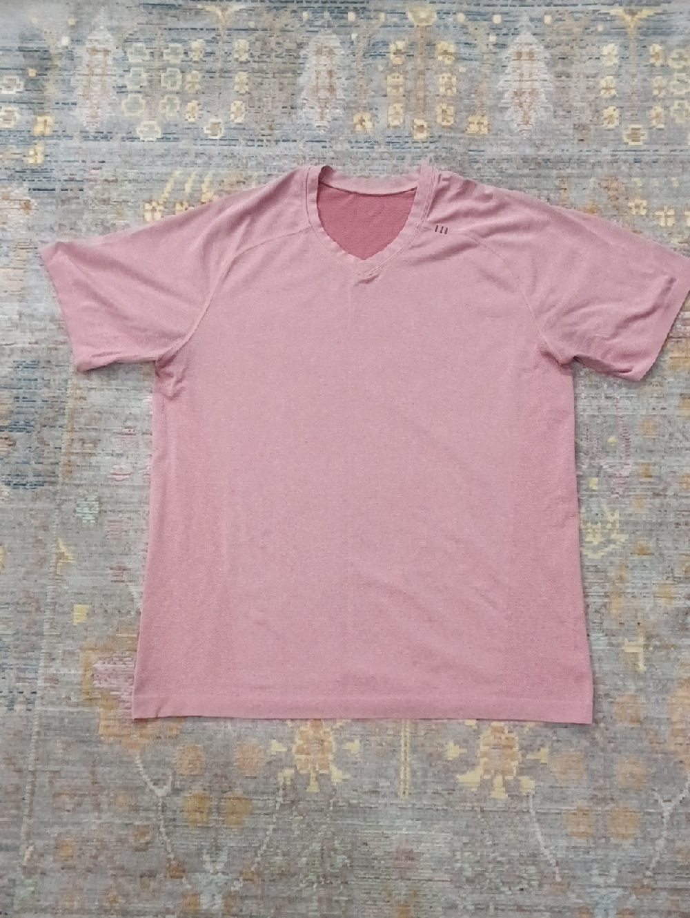 Lululemon V-Neck Tee